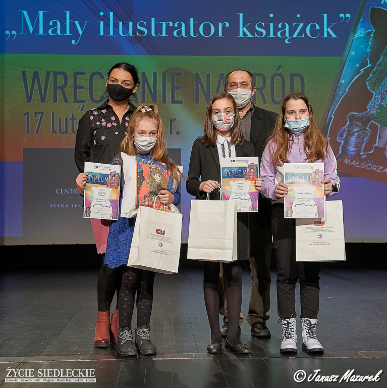 Mali ilustratorzy książek nagrodzeni