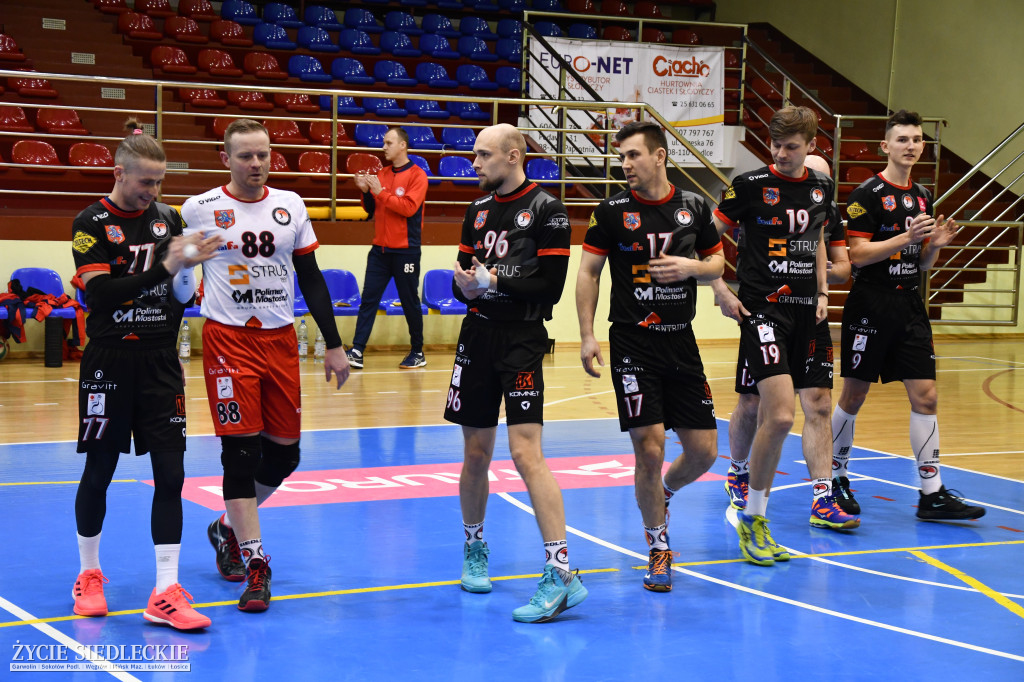KPS II lepszy w starciu imienników