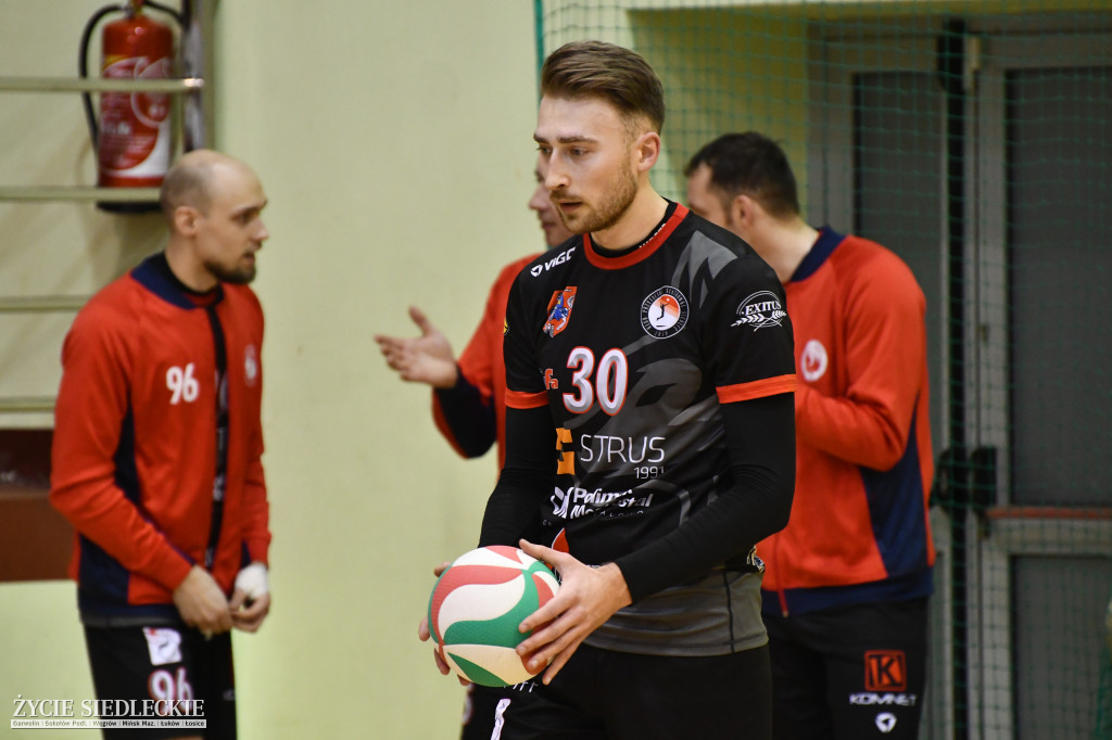 KPS II lepszy w starciu imienników