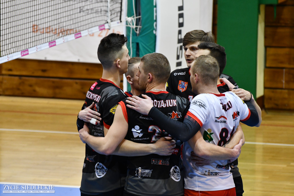 KPS II lepszy w starciu imienników