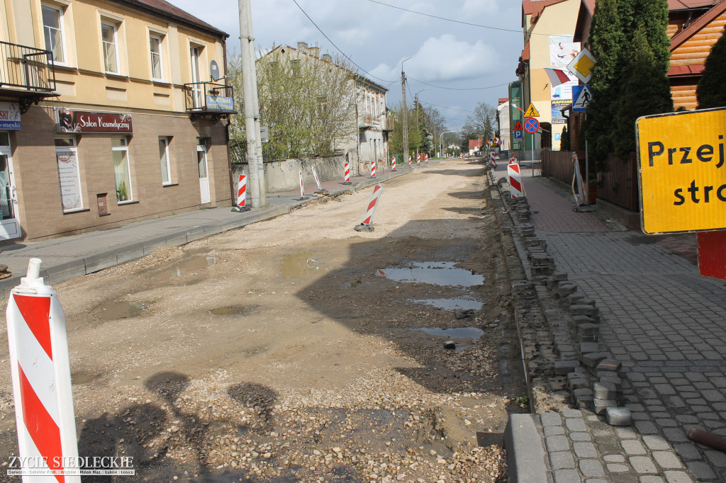 Łosickie inwestycje drogowe na początku maja