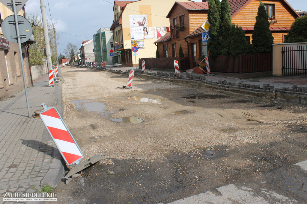 Łosickie inwestycje drogowe na początku maja