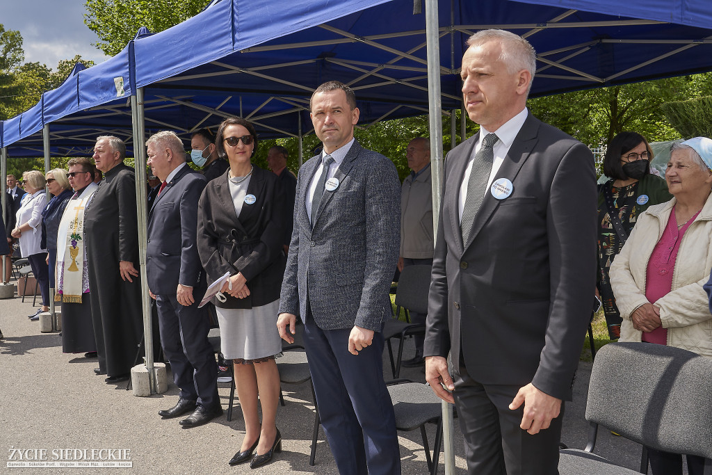 Odsłonięcie tablicy w Rzążewie