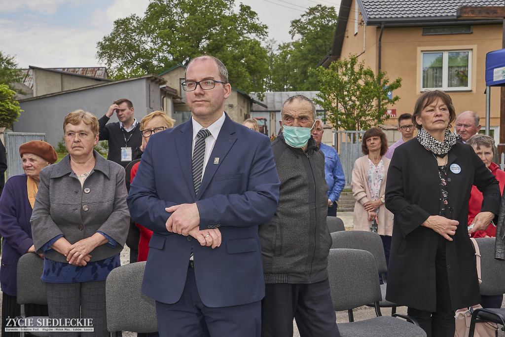 Odsłonięcie tablicy w Rzążewie