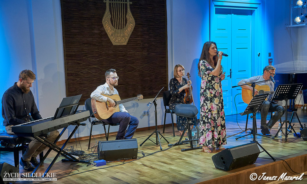 Laureaci konkursu z zakresu piosenki i teatru