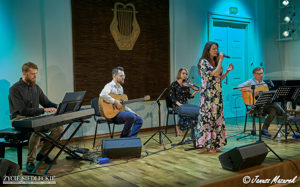 Laureaci konkursu z zakresu piosenki i teatru