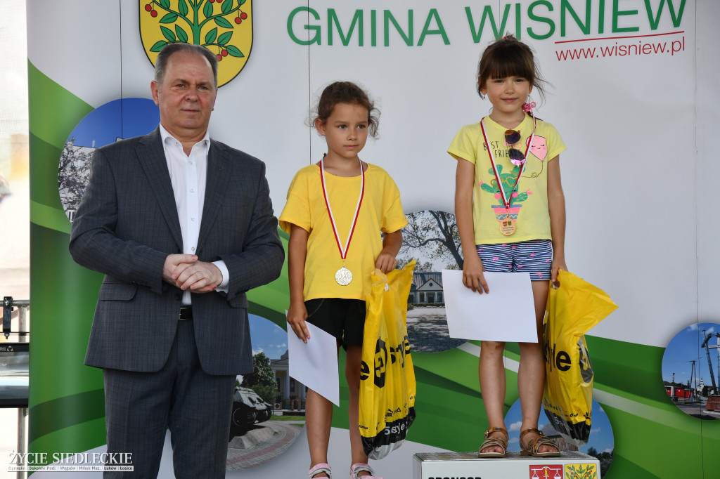 Wisienka na pierwszym planie