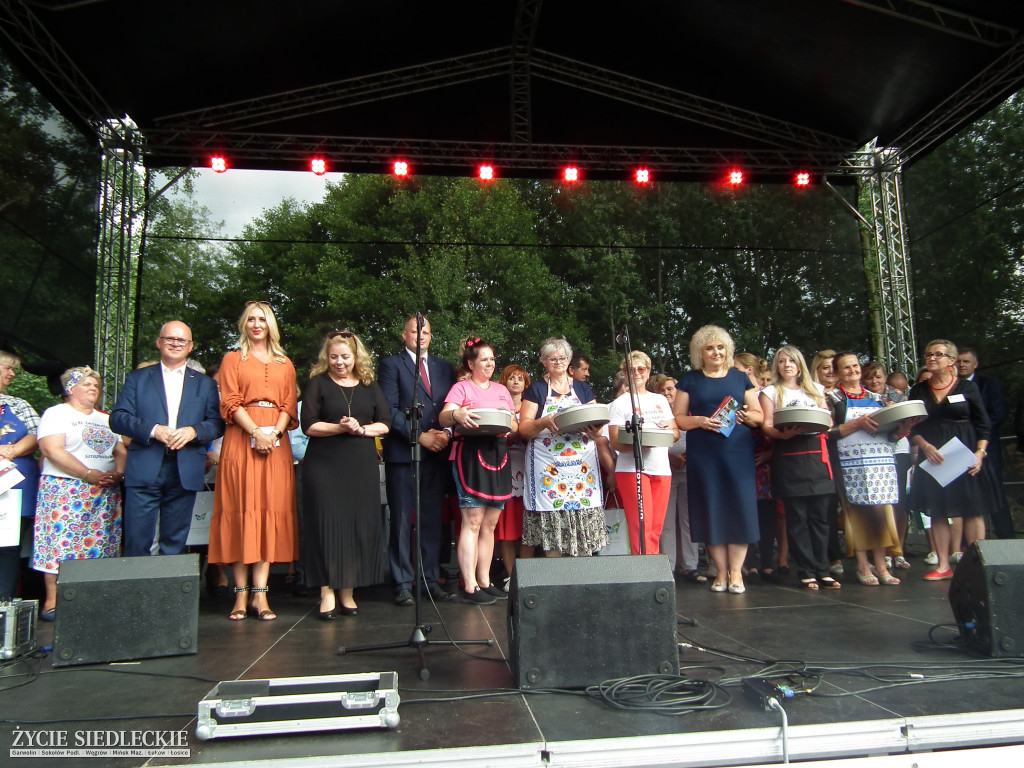 Udany piknik Kół Gospodyń Wiejskich w Suchej