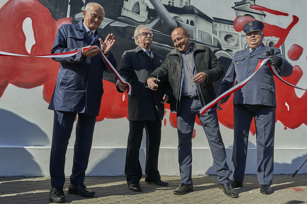 Odsłonięcia muralu w centrum Siedlec