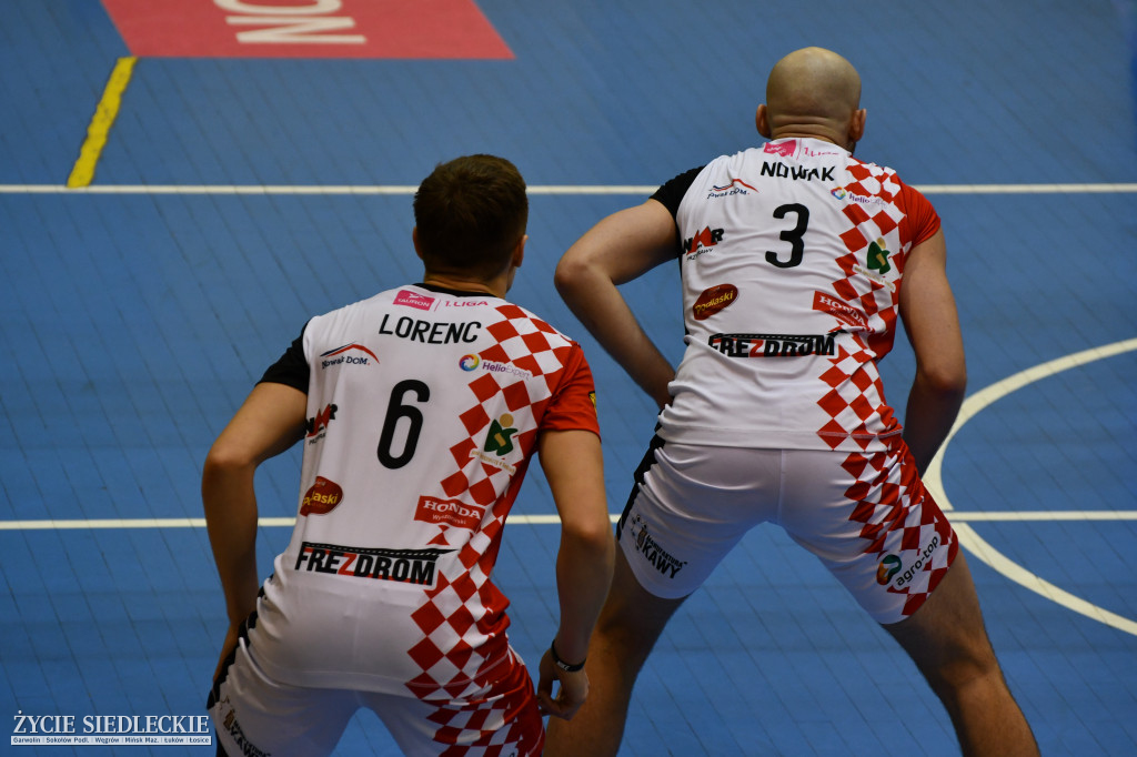 KPS przegrał z liderem