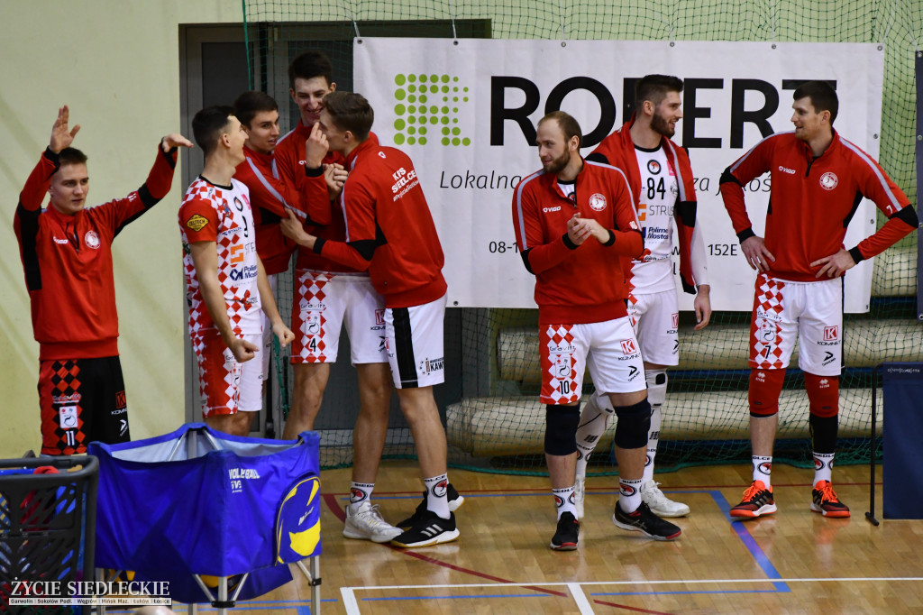 KPS ograł akademików