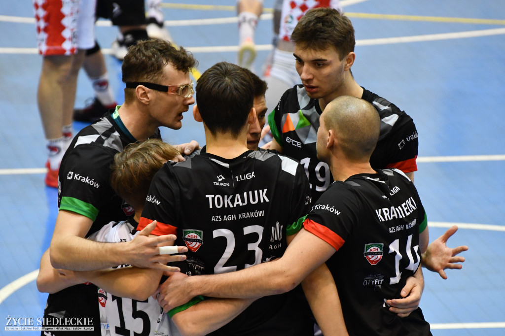 KPS ograł akademików