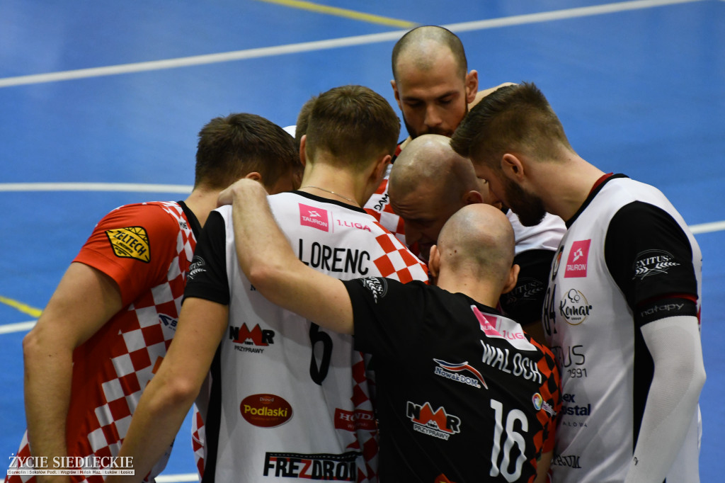 KPS ograł akademików