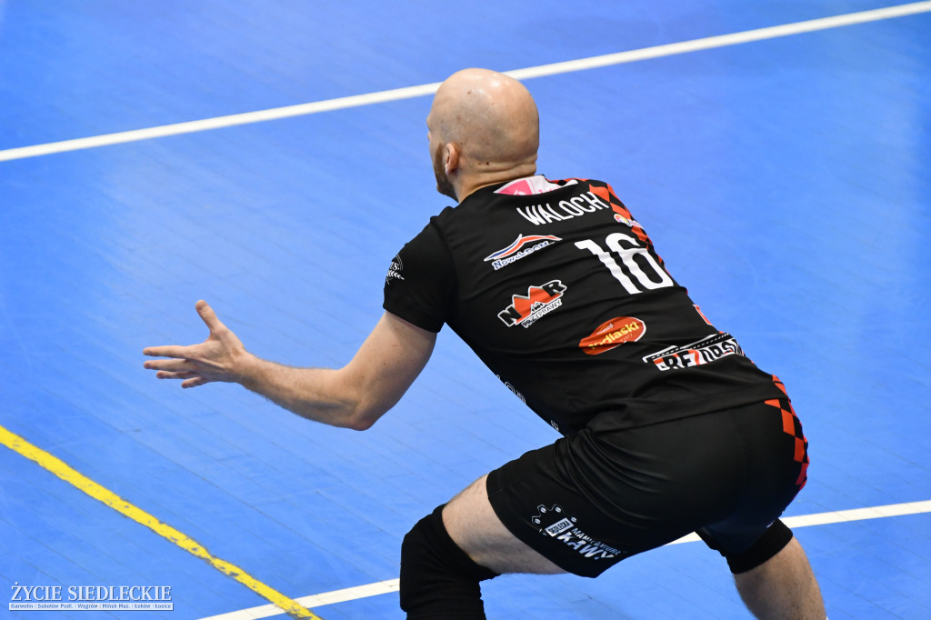 KPS ograł akademików
