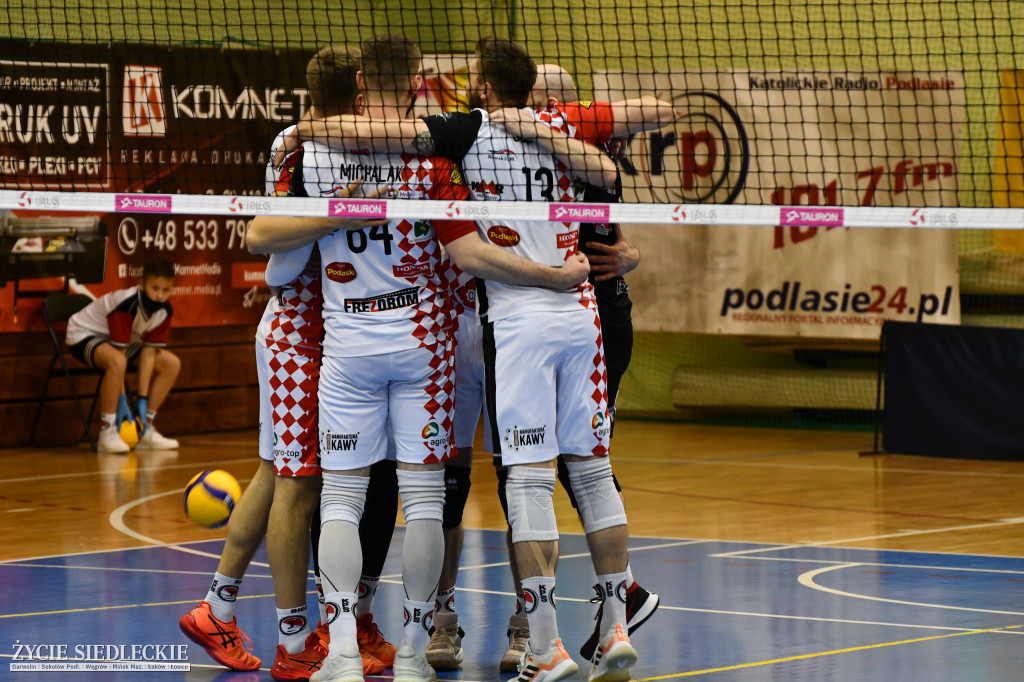 KPS ograł akademików