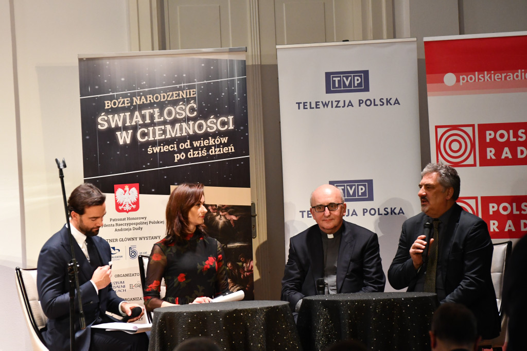 Światło, które świeci od zawsze na zawsze