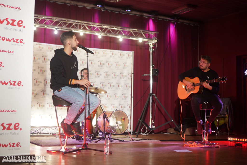 Koncert i wernisaż w Chodowie