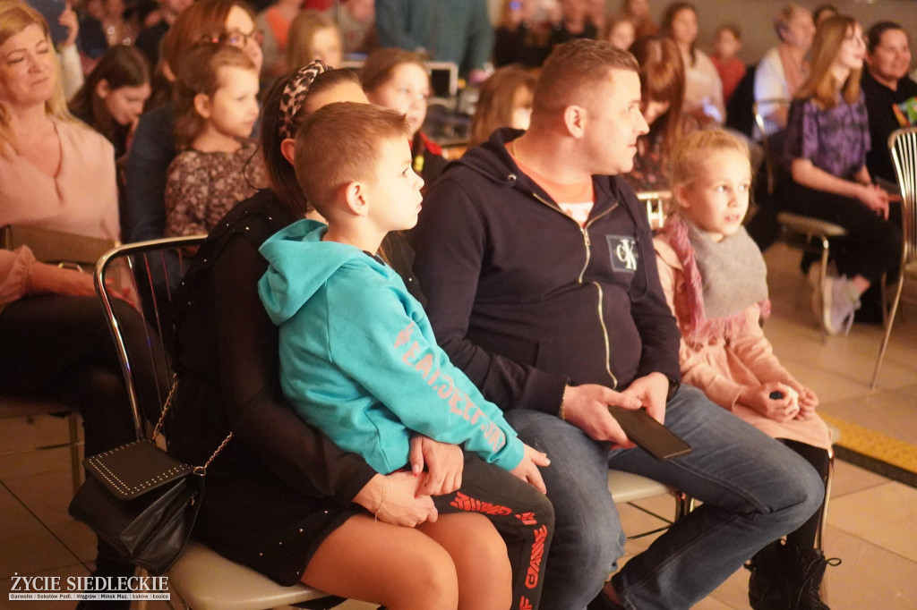 Koncert i wernisaż w Chodowie