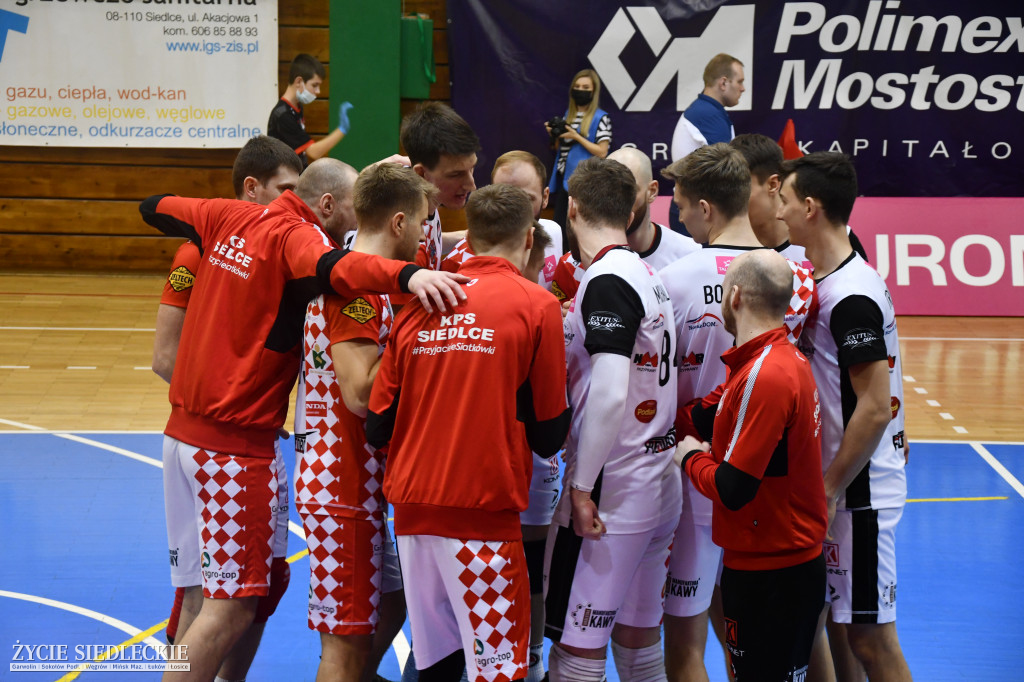 Gładka wygrana KPS