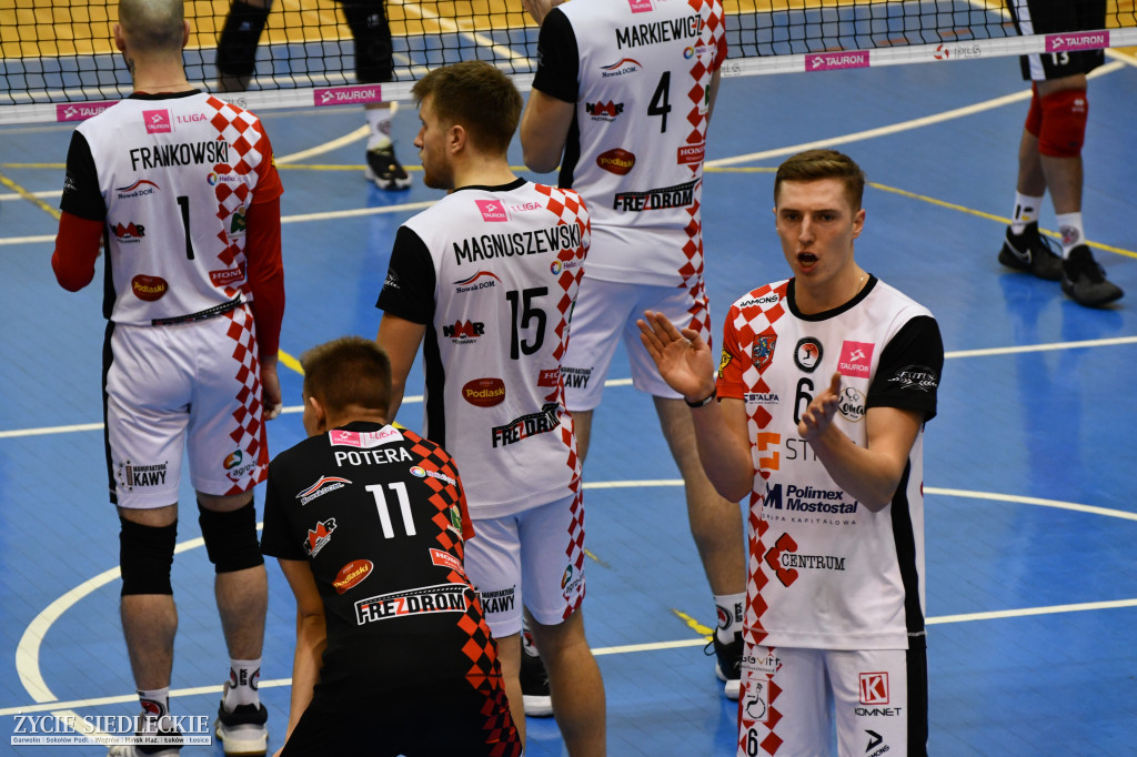 KPS dał lekcję Mickiewiczowi