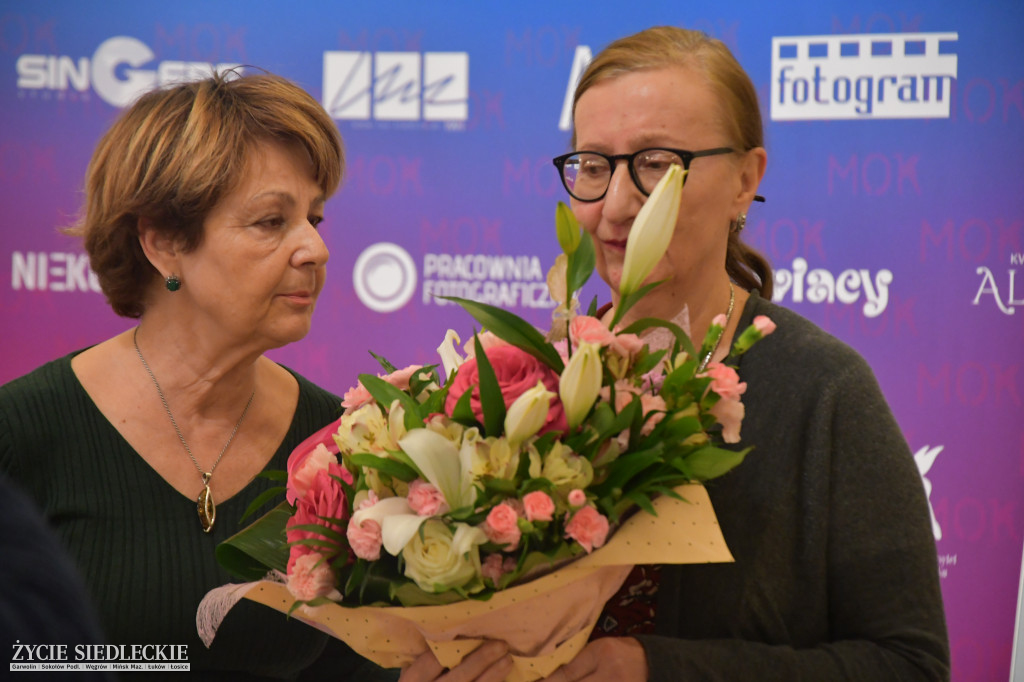 Fascynująca sztuka pouring art