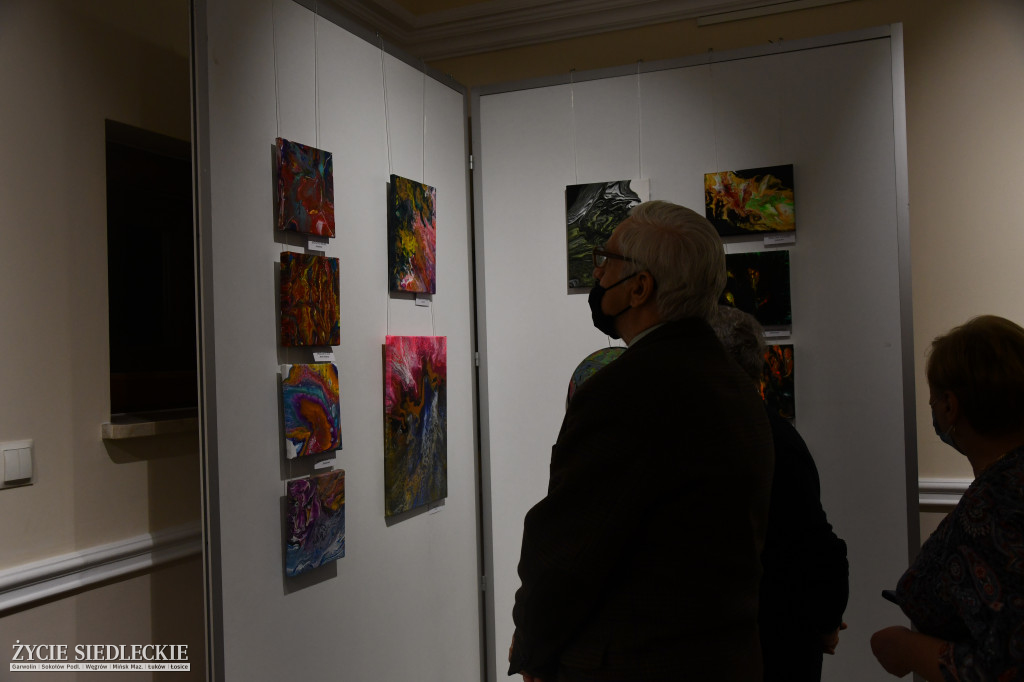 Fascynująca sztuka pouring art
