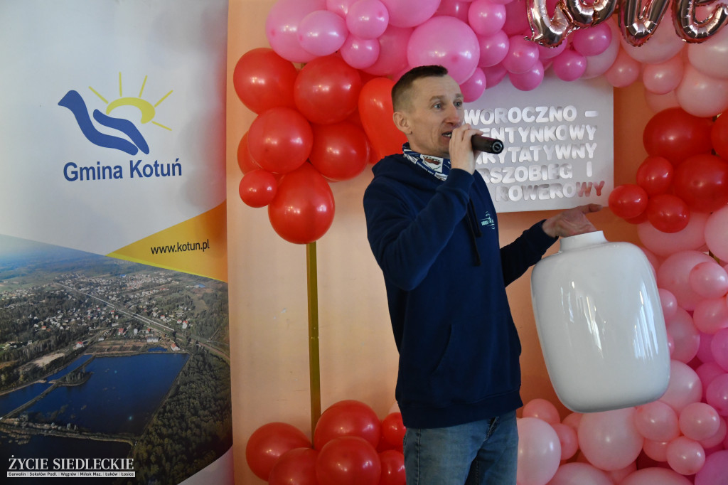 Biegali i kręcili dla Lenki