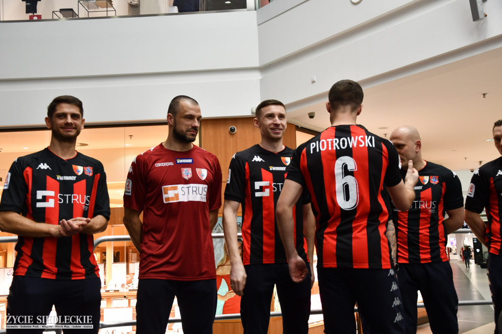 Prezentacja Pogoni w Galerii S