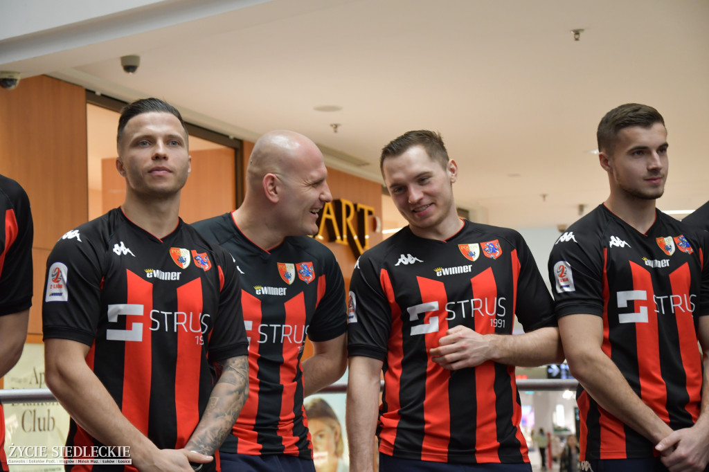 Prezentacja Pogoni w Galerii S