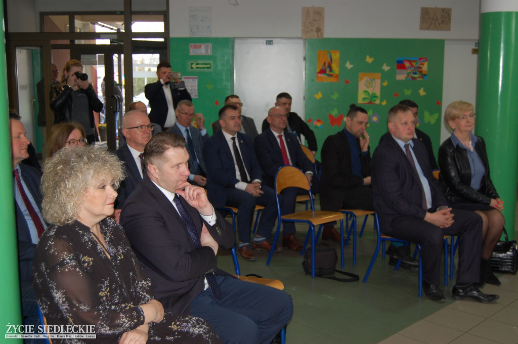 Konferencja i podpisanie umowy w obecności ministra