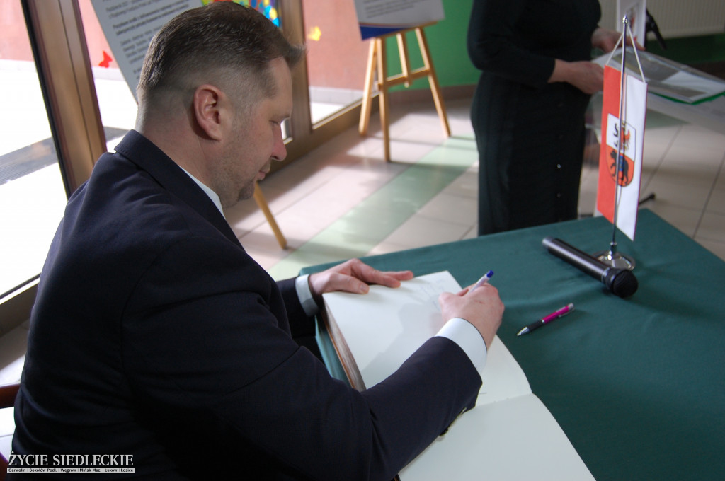 Konferencja i podpisanie umowy w obecności ministra