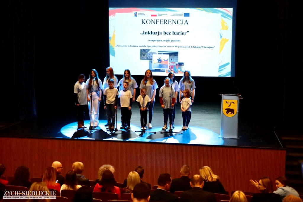Konferencja i podpisanie umowy w obecności ministra
