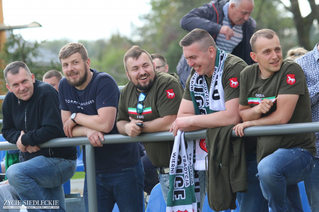 Awans Łosic po meczu w Cegłowie