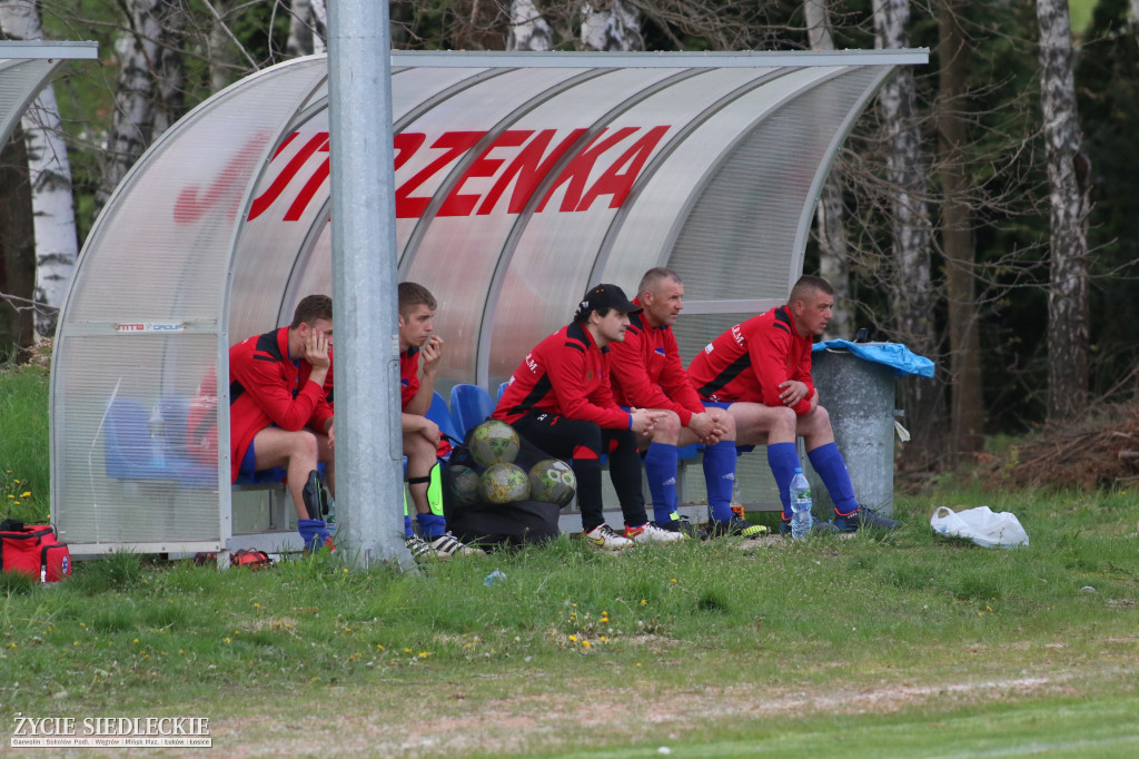 Awans Łosic po meczu w Cegłowie
