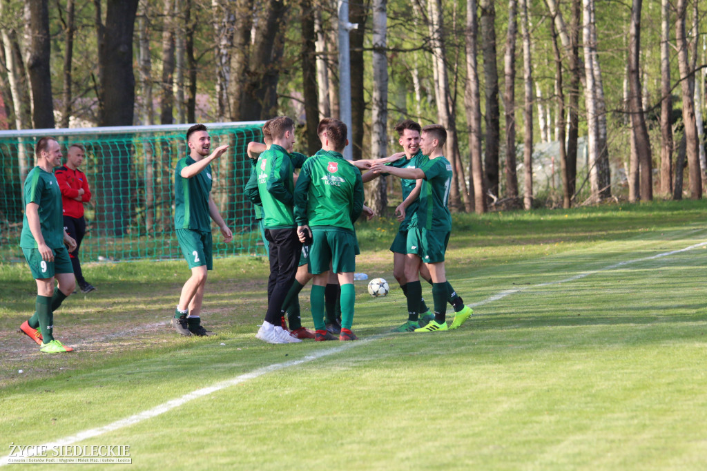 Awans Łosic po meczu w Cegłowie