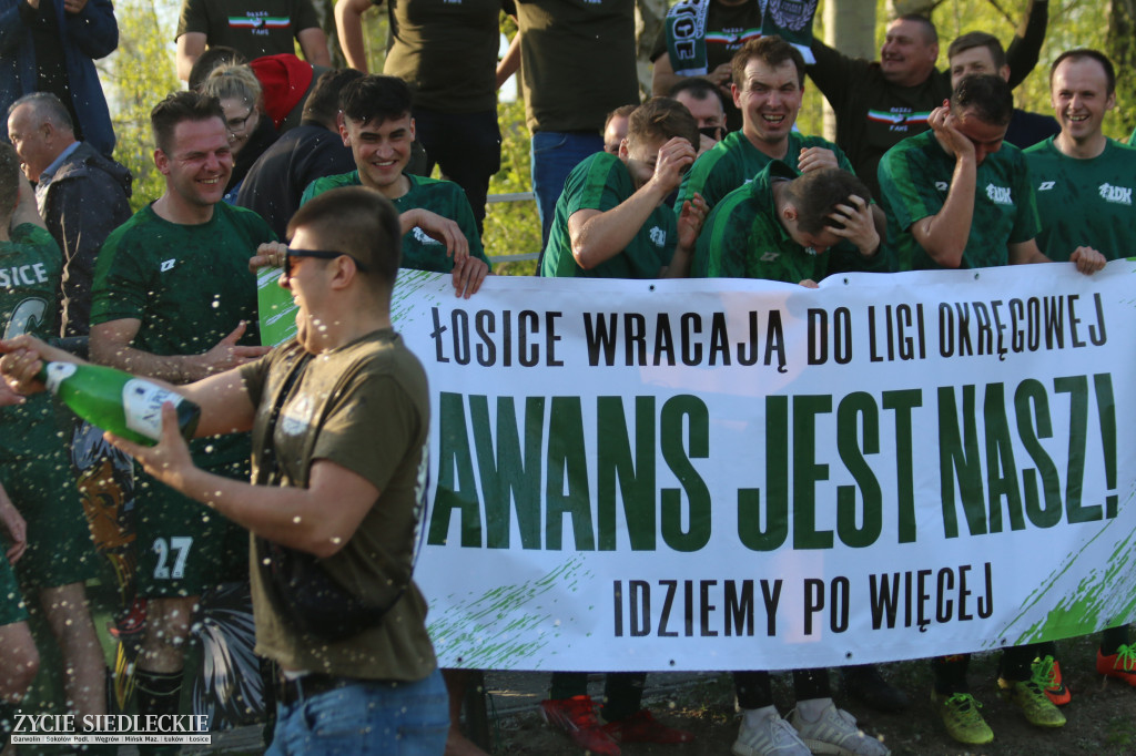 Awans Łosic po meczu w Cegłowie