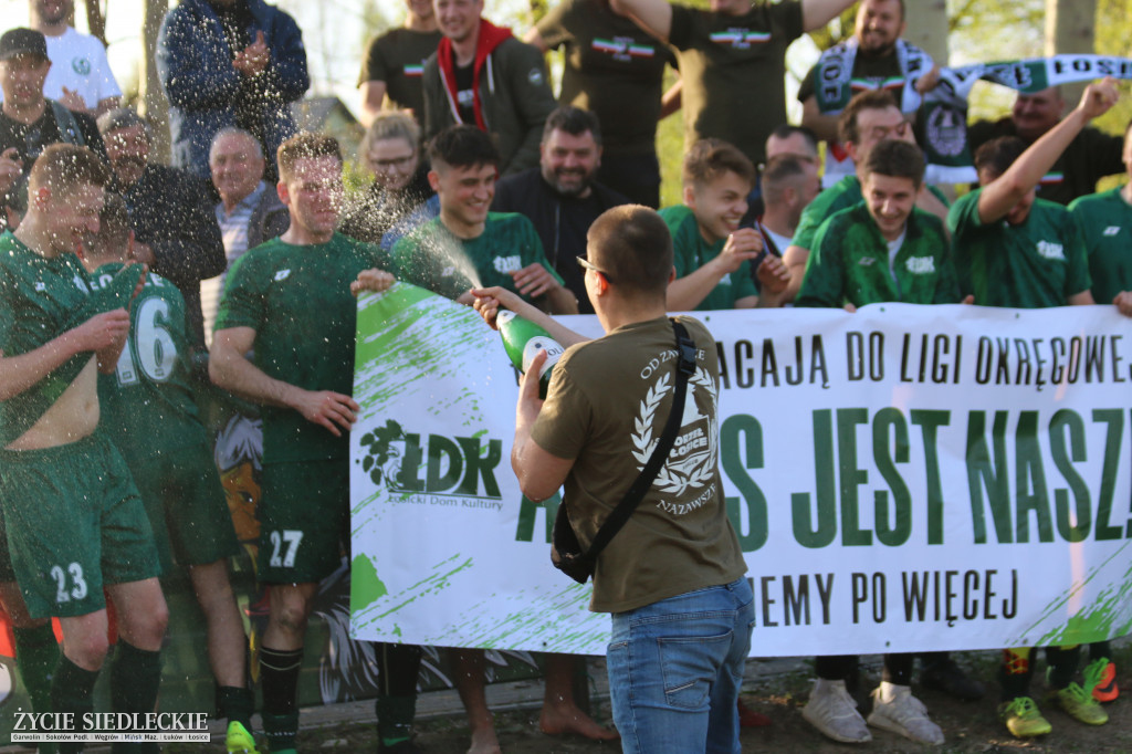 Awans Łosic po meczu w Cegłowie