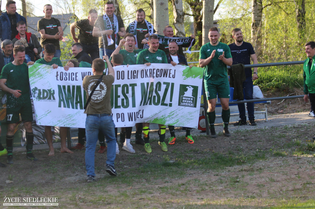 Awans Łosic po meczu w Cegłowie