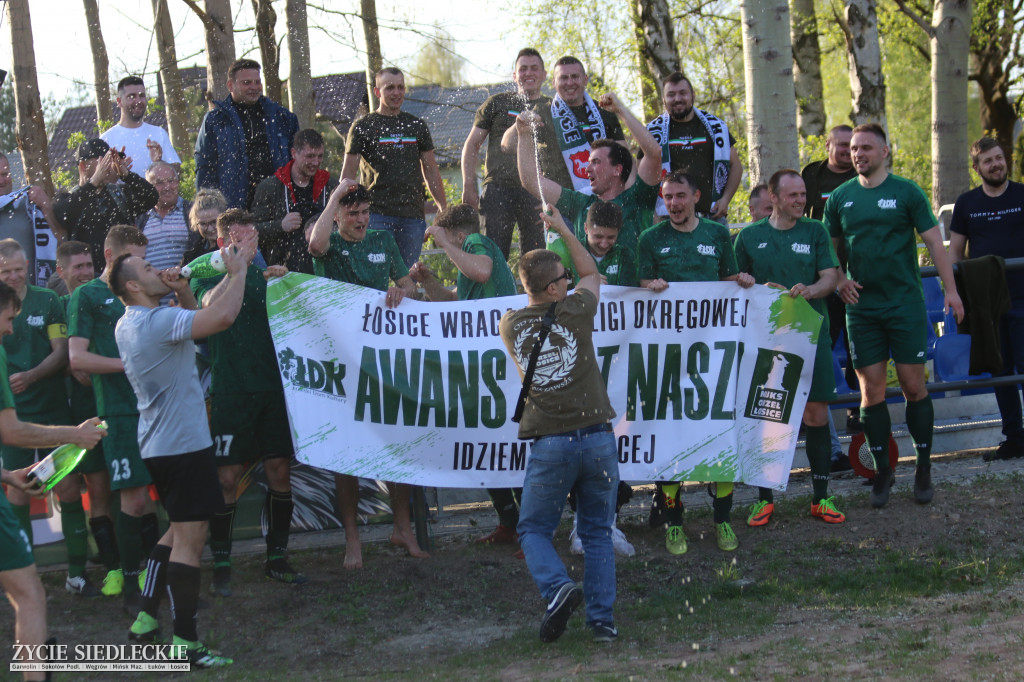 Awans Łosic po meczu w Cegłowie