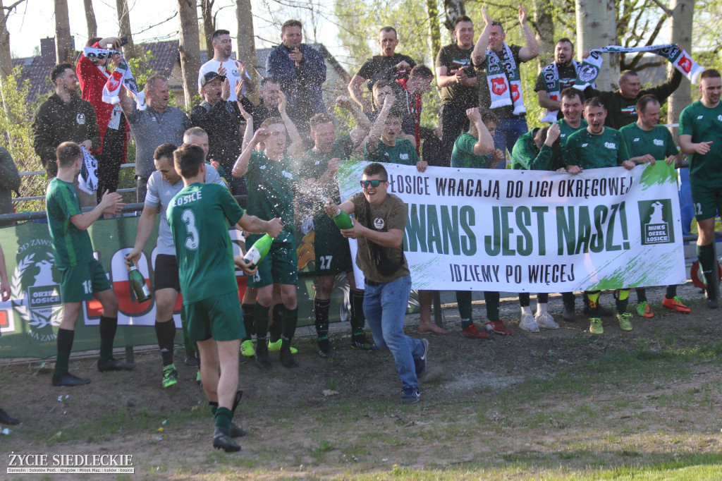 Awans Łosic po meczu w Cegłowie