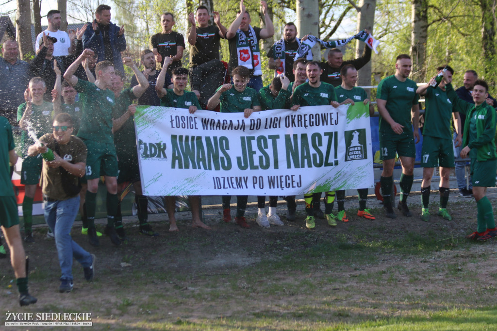 Awans Łosic po meczu w Cegłowie