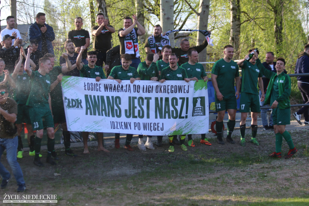Awans Łosic po meczu w Cegłowie