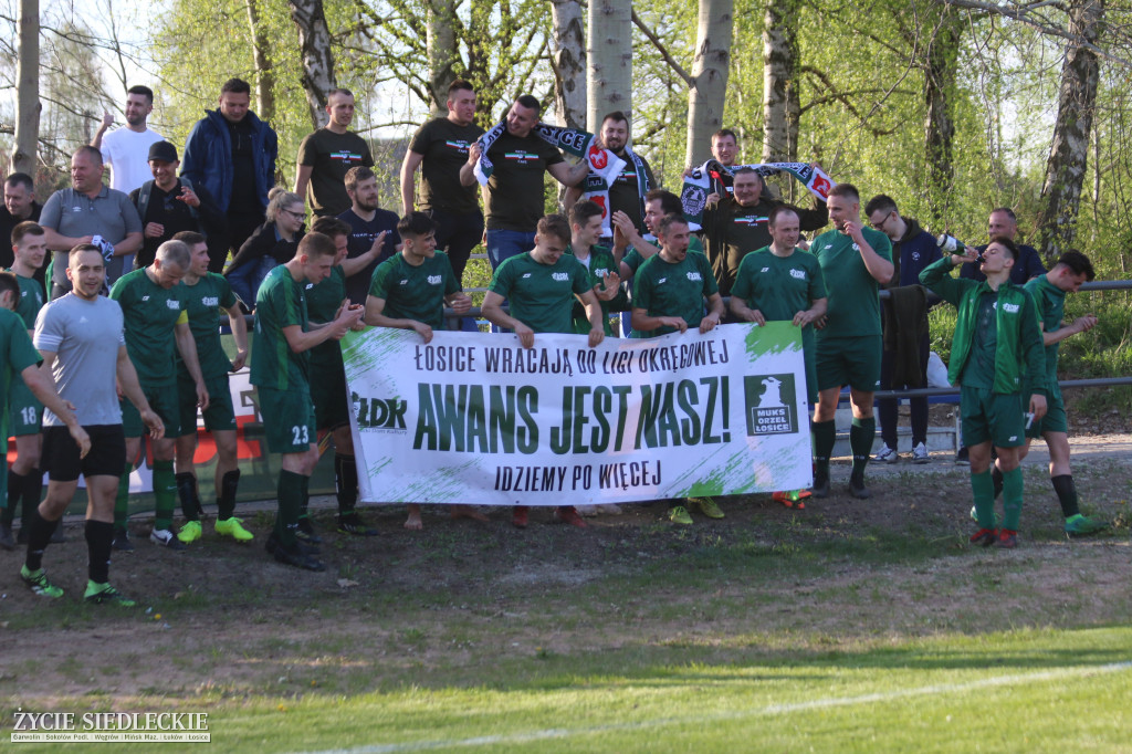 Awans Łosic po meczu w Cegłowie