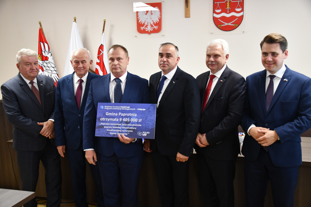 Czeki dla gmin z powiatu siedleckiego
