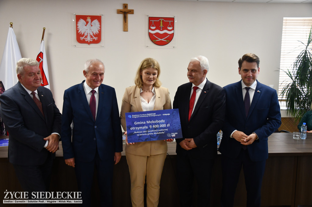 Czeki dla gmin z powiatu siedleckiego