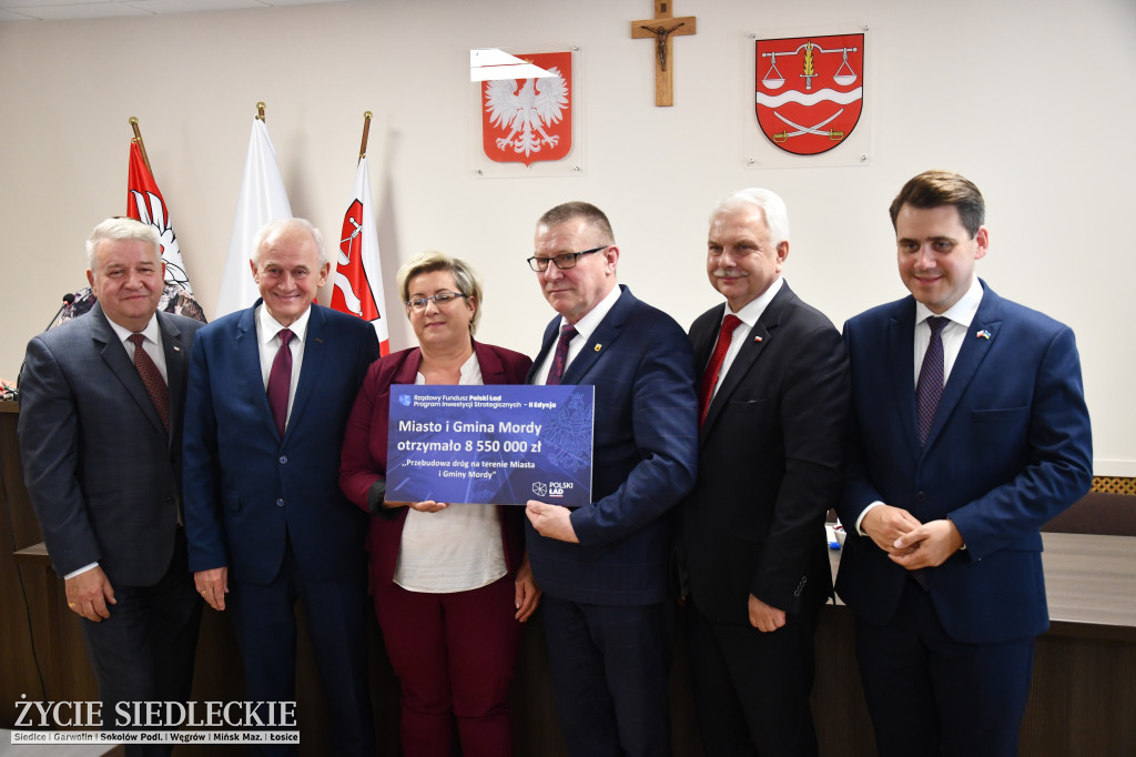 Czeki dla gmin z powiatu siedleckiego