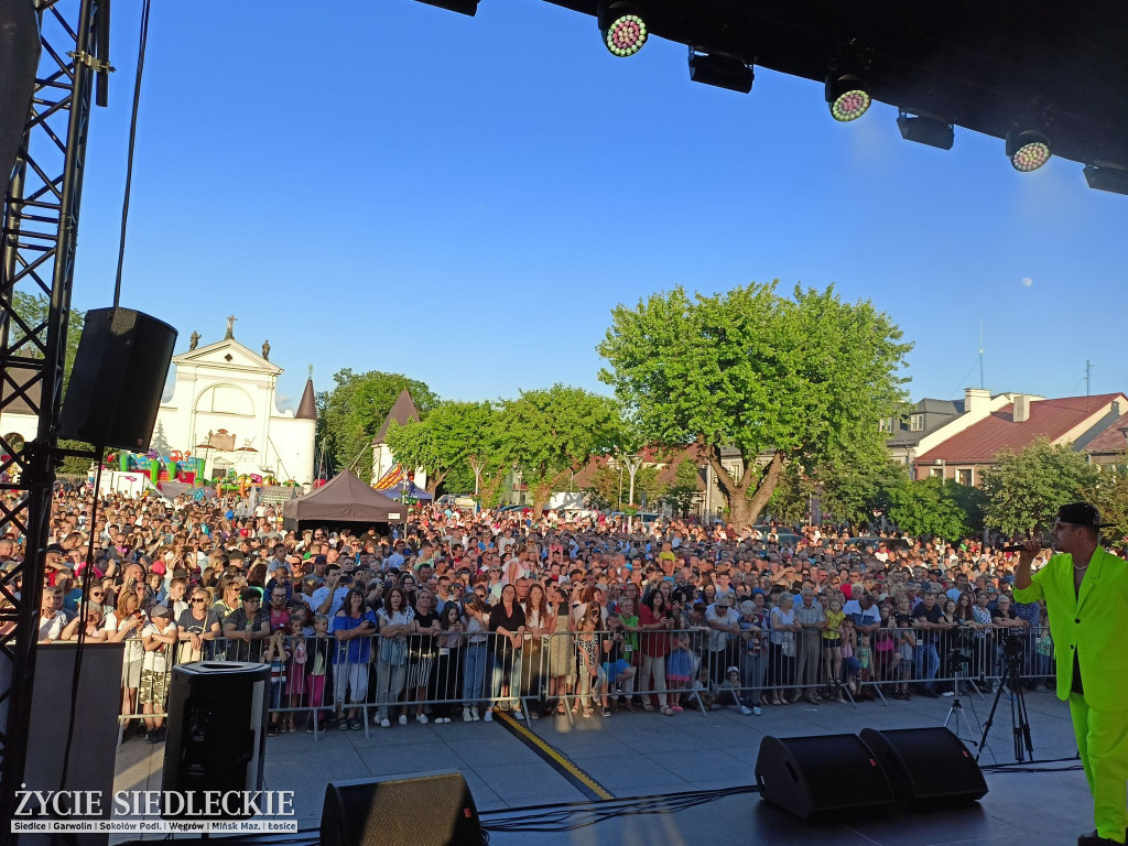 Słońce, zabawa i zespół Boys