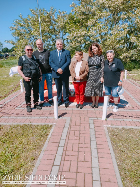 Duktem Jana Kołkowicza przez powiat łosicki