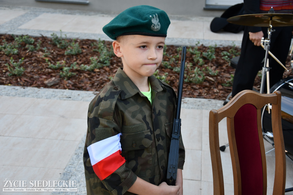 Seniorynki w hołdzie Powstańcom