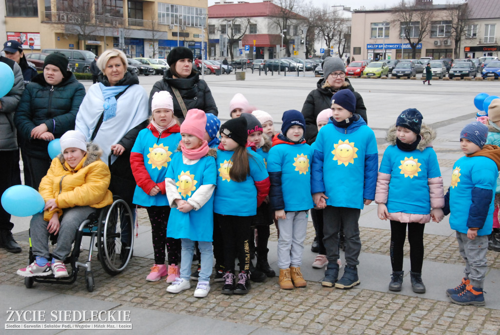 Światowy Dzień Autyzmu na niebiesko